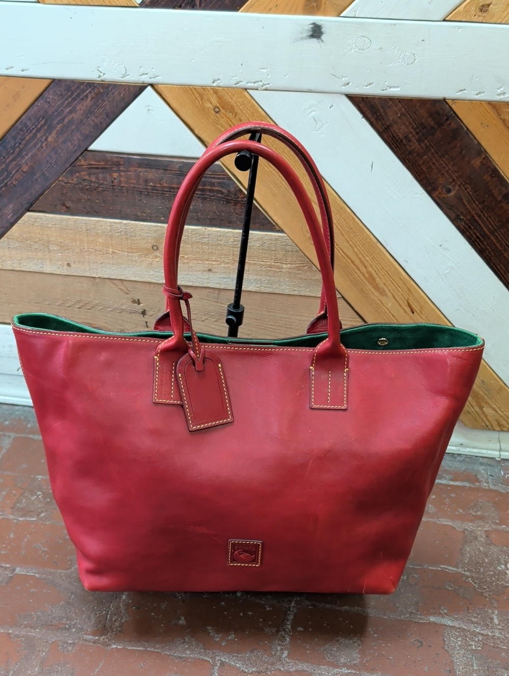 Dooney & Bourke Florentine Leather Russel Tote B2-006